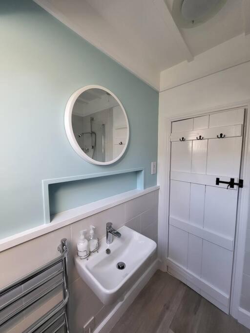Host & Stay - Clara Cottage Bretforton Kültér fotó