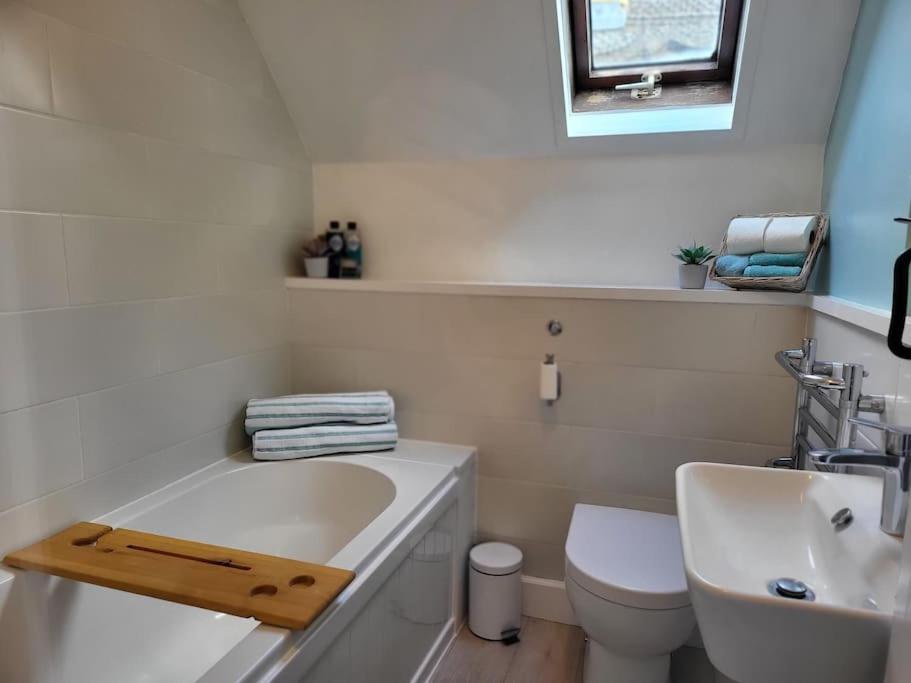 Host & Stay - Clara Cottage Bretforton Kültér fotó